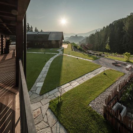 Arieshof Castell Apartment San Lorenzo di Sebato Bagian luar foto