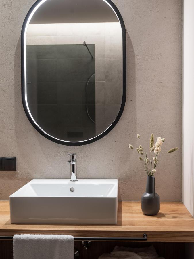 Arieshof Castell Apartment San Lorenzo di Sebato Bagian luar foto